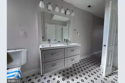 517 E 21st Street, Baltimore, MD 21218 - Photo 19