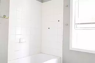 2528 E Oliver St, Baltimore, MD 21213 - Photo 13