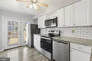 12 Washington Street S, Baltimore, MD 21231 - Photo 5