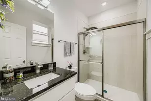 4028 Hayward Ave, Baltimore, MD 21215 - Photo 17