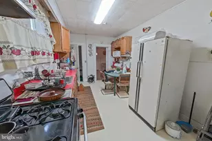 2803 Ruscombe Ln, Baltimore, MD 21215 - Photo 11