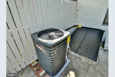 2114 Cliftwood Avenue, Baltimore, MD 21213 - Photo 15