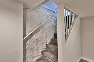 2114 Cliftwood Ave, Baltimore, MD 21213 - Photo 29