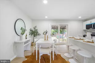 638 Charraway Rd, Baltimore, MD 21229 - Photo 9