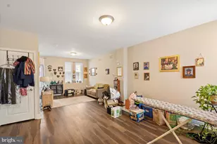 1234 N Decker Ave, Baltimore, MD 21213 - Photo 9