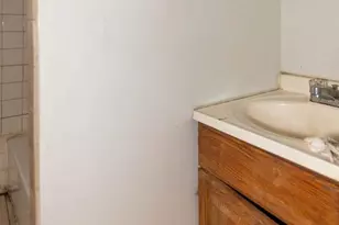 2821 Erdman Ave, Baltimore, MD 21213 - Photo 15