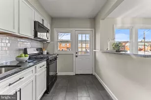 1324 Crofton Rd, Baltimore, MD 21239 - Photo 11