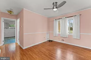 6230 Laurelton Ave, Baltimore, MD 21214 - Photo 11