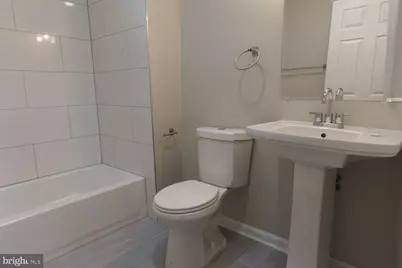 107 Larue Square S, Baltimore, MD 21225 - Photo 13