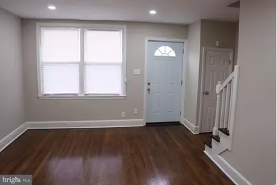 107 Larue Square S, Baltimore, MD 21225 - Photo 7