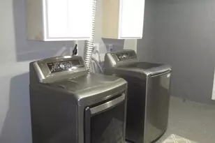 2027 Ramblewood Rd, Baltimore, MD 21239 - Photo 15