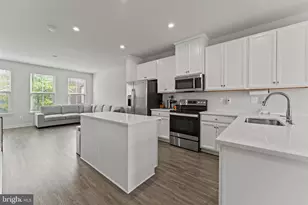 224 S Newkirk St, Baltimore, MD 21224 - Photo 5