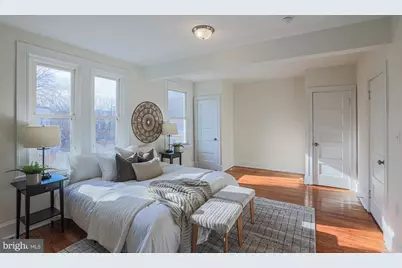 342 E University Parkway, Baltimore, MD 21218 - Photo 15