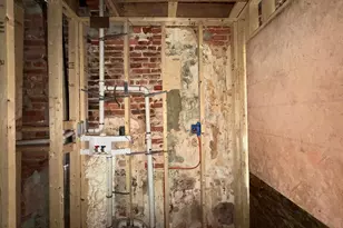 2434 Brentwood Ave, Baltimore, MD 21218 - Photo 7