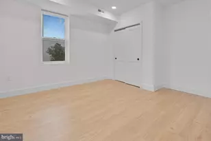 2200 E Fayette St, Baltimore, MD 21231 - Photo 11