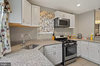 3812 Flowerton Road, Baltimore, MD 21229 - Photo 11