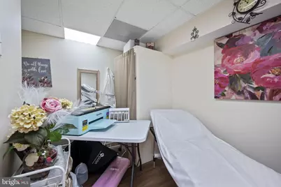 338 N Charles Street, Baltimore, MD 21201 - Photo 49