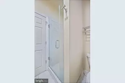 338 N Charles Street, Baltimore, MD 21201 - Photo 29