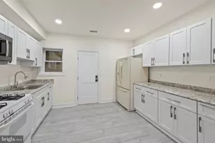 2419 Baker St, Baltimore, MD 21216 - Photo 11