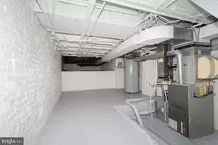 305 E Hamburg St, Baltimore, MD 21230 - Photo 35