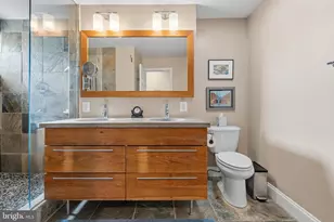 305 E Hamburg St, Baltimore, MD 21230 - Photo 23