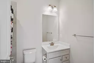 734 Watts St, Baltimore, MD 21217 - Photo 21