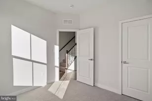 734 Watts St, Baltimore, MD 21217 - Photo 5