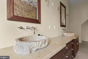 1007 N Calvert St, Baltimore, MD 21202 - Photo 27