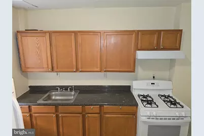 340 S Woodyear Street, Baltimore, MD 21223 - Photo 9