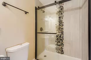 2535 N Howard St, Baltimore, MD 21218 - Photo 11