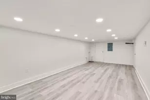 1804 E 29th St, Baltimore, MD 21218 - Photo 23