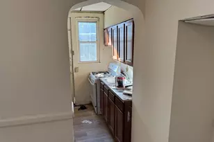 3527 E Fayette St, Baltimore, MD 21224 - Photo 5