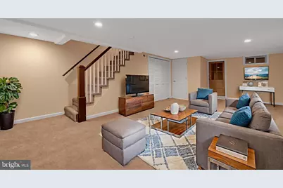 245 S Clinton Street, Baltimore, MD 21224 - Photo 27