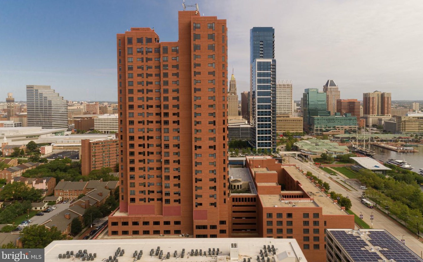 10 Lee St, Baltimore MD  21201-2419 exterior