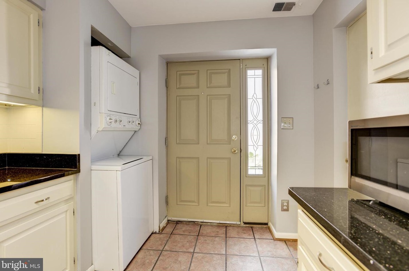 20 Wheeling St, Baltimore MD  21230-4053 exterior