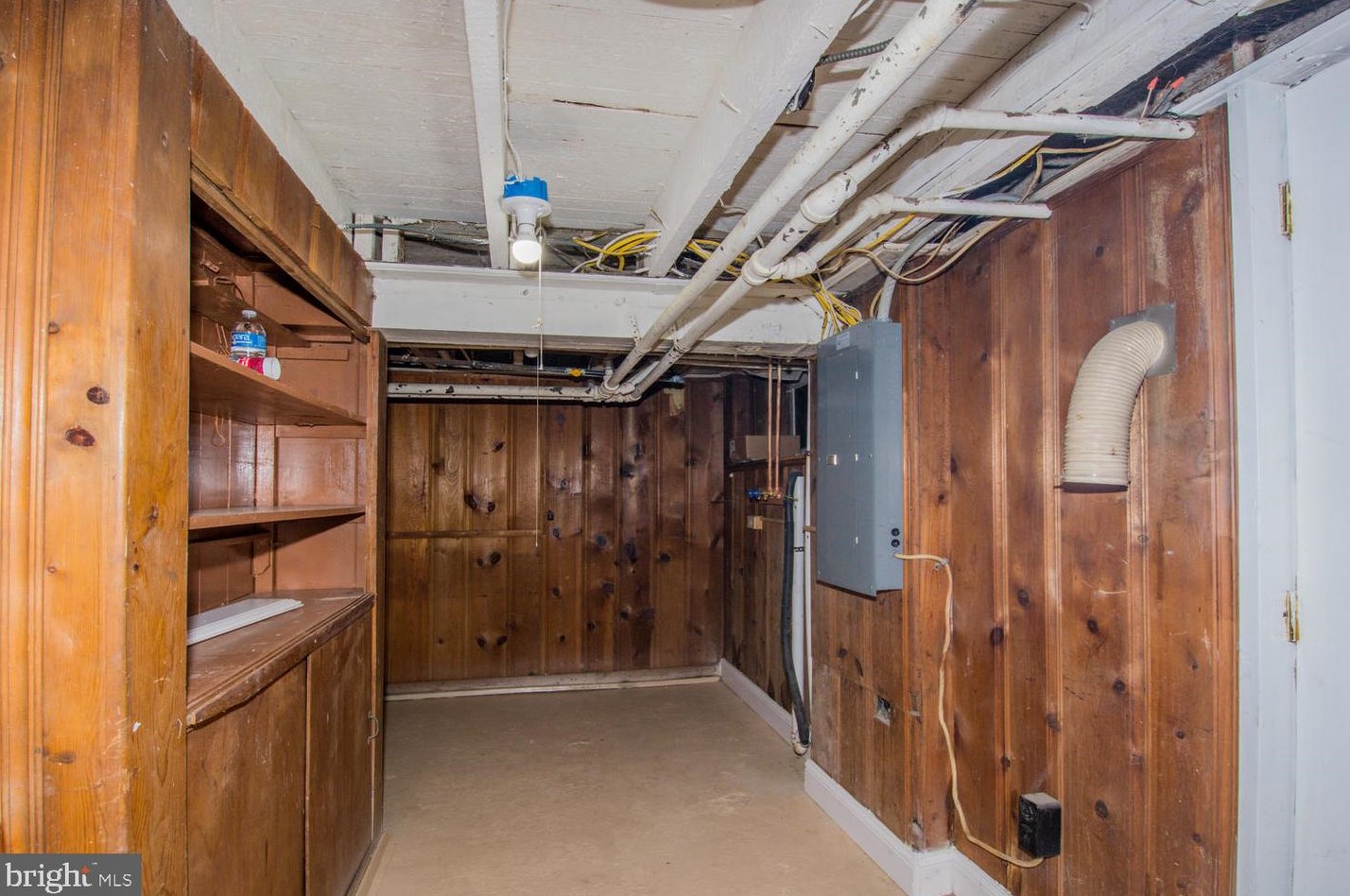 4200 Potter St, Baltimore MD  21229-4122 exterior