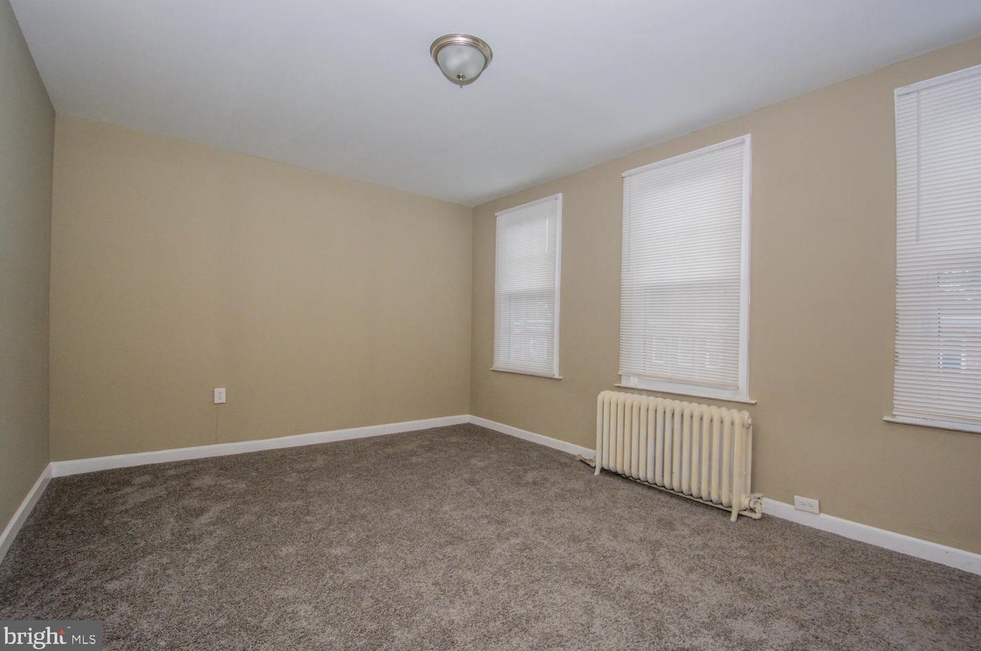 4200 Potter St, Baltimore MD  21229-4122 exterior