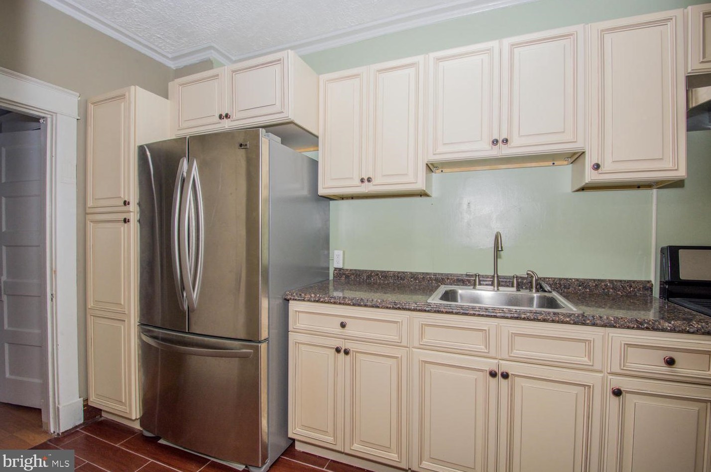 4200 Potter St, Baltimore MD  21229-4122 exterior