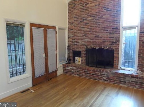112 Scott St, Baltimore MD  21201-1034 exterior