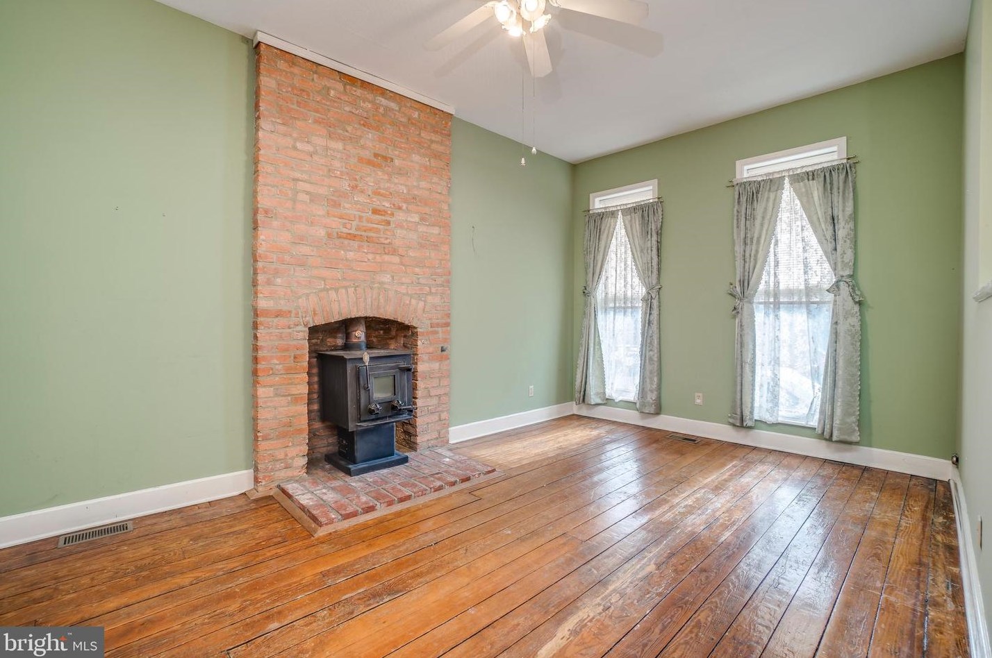 2320 Baltimore St, Baltimore MD  21224-1031 exterior