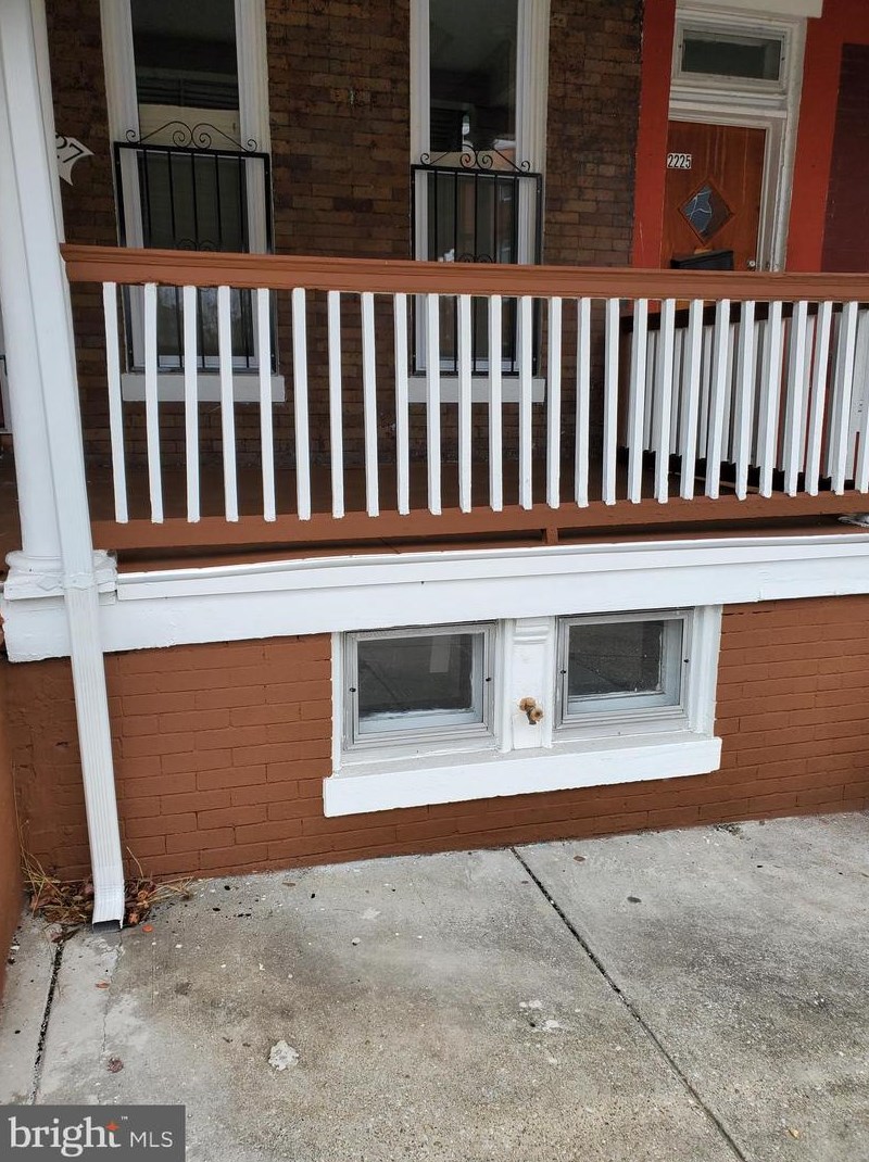2227 Homewood Ave, Baltimore MD  21218-5425 exterior