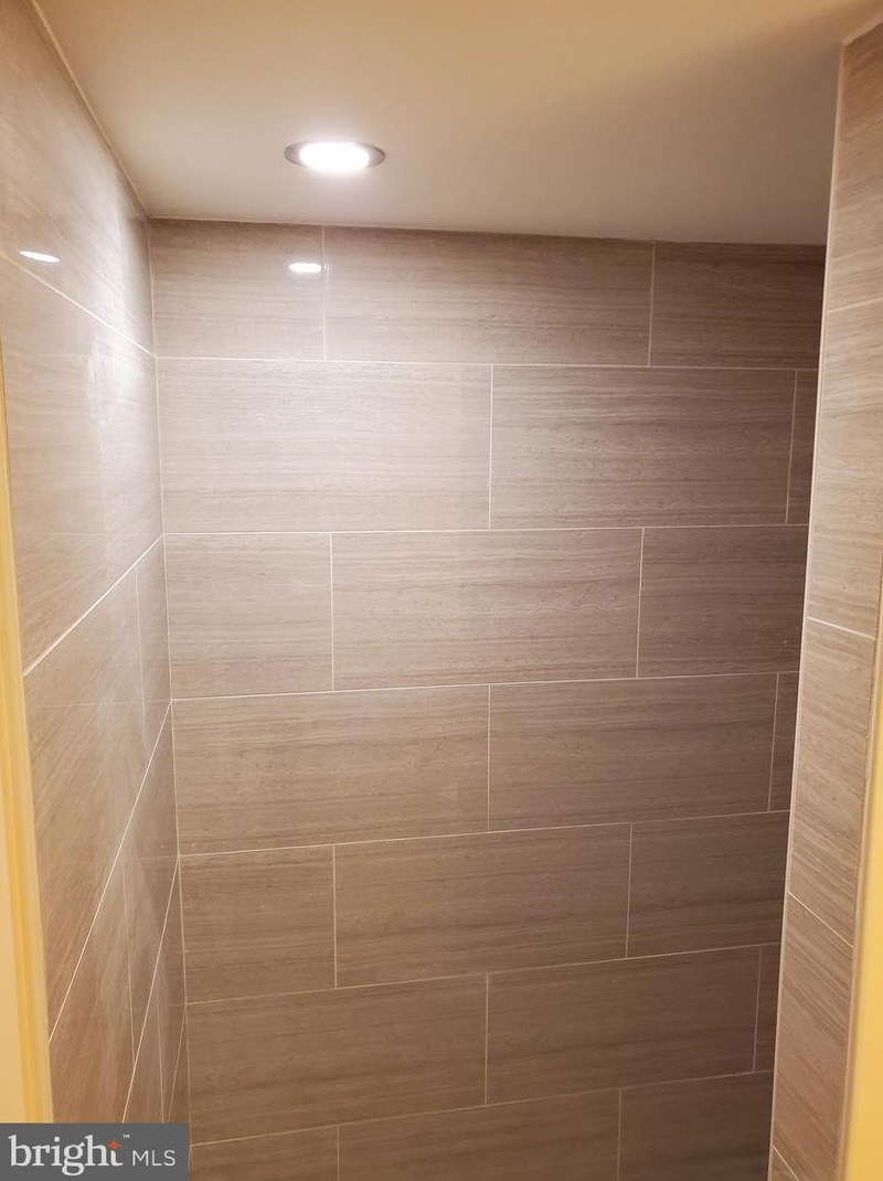 2227 Homewood Ave, Baltimore MD  21218-5425 exterior