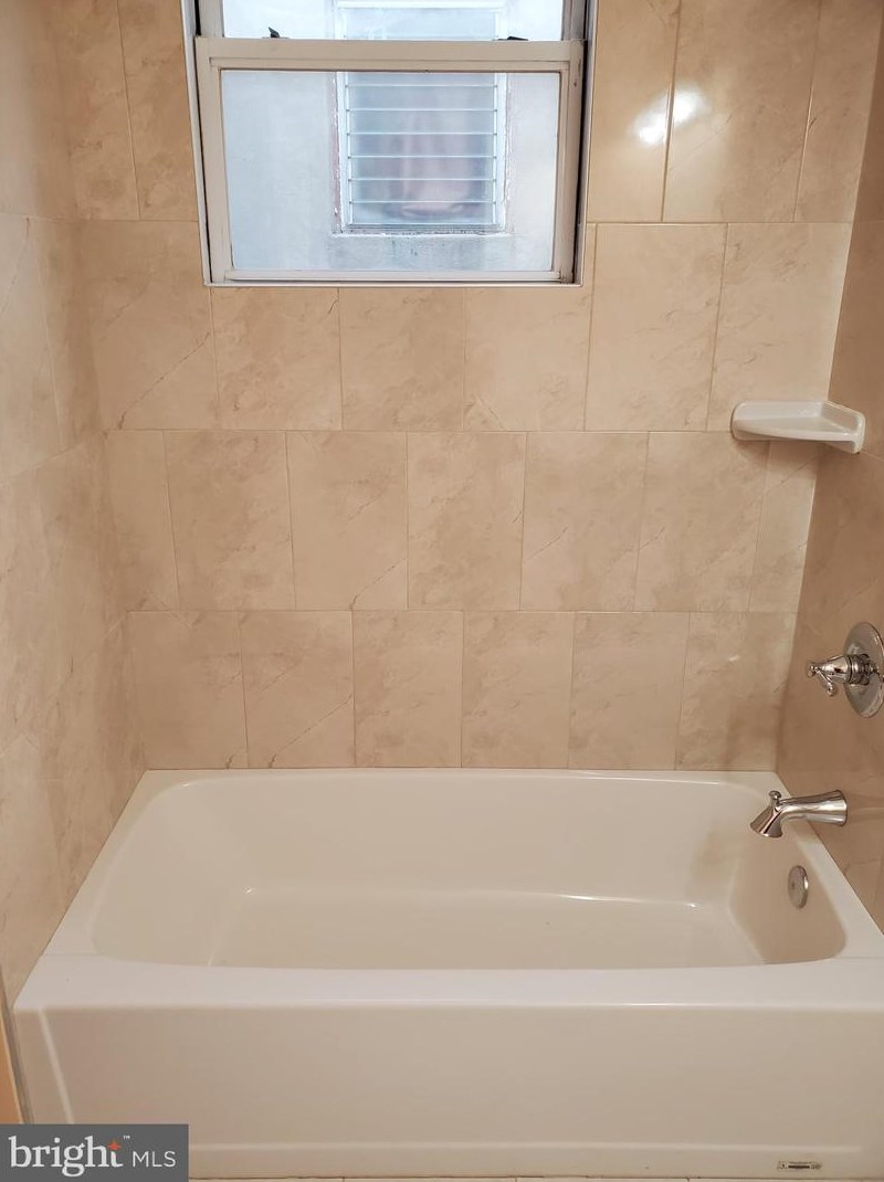 2227 Homewood Ave, Baltimore MD  21218-5425 exterior