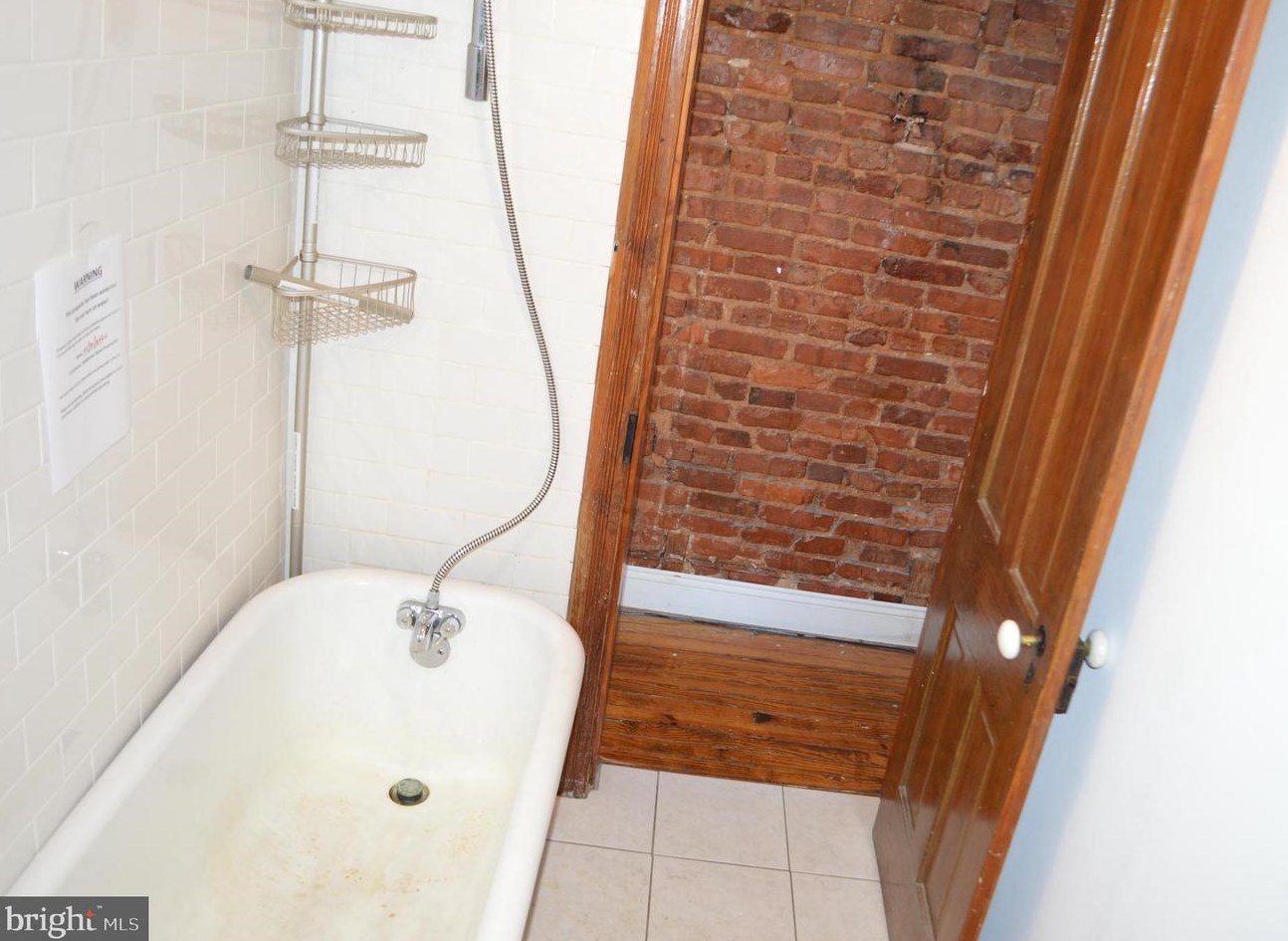 3243 Abell Ave, Baltimore MD 21218-3412 exterior