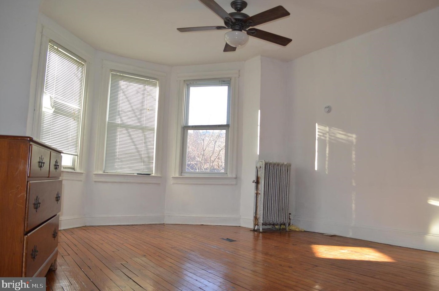 3243 Abell Ave, Baltimore MD 21218-3412 exterior