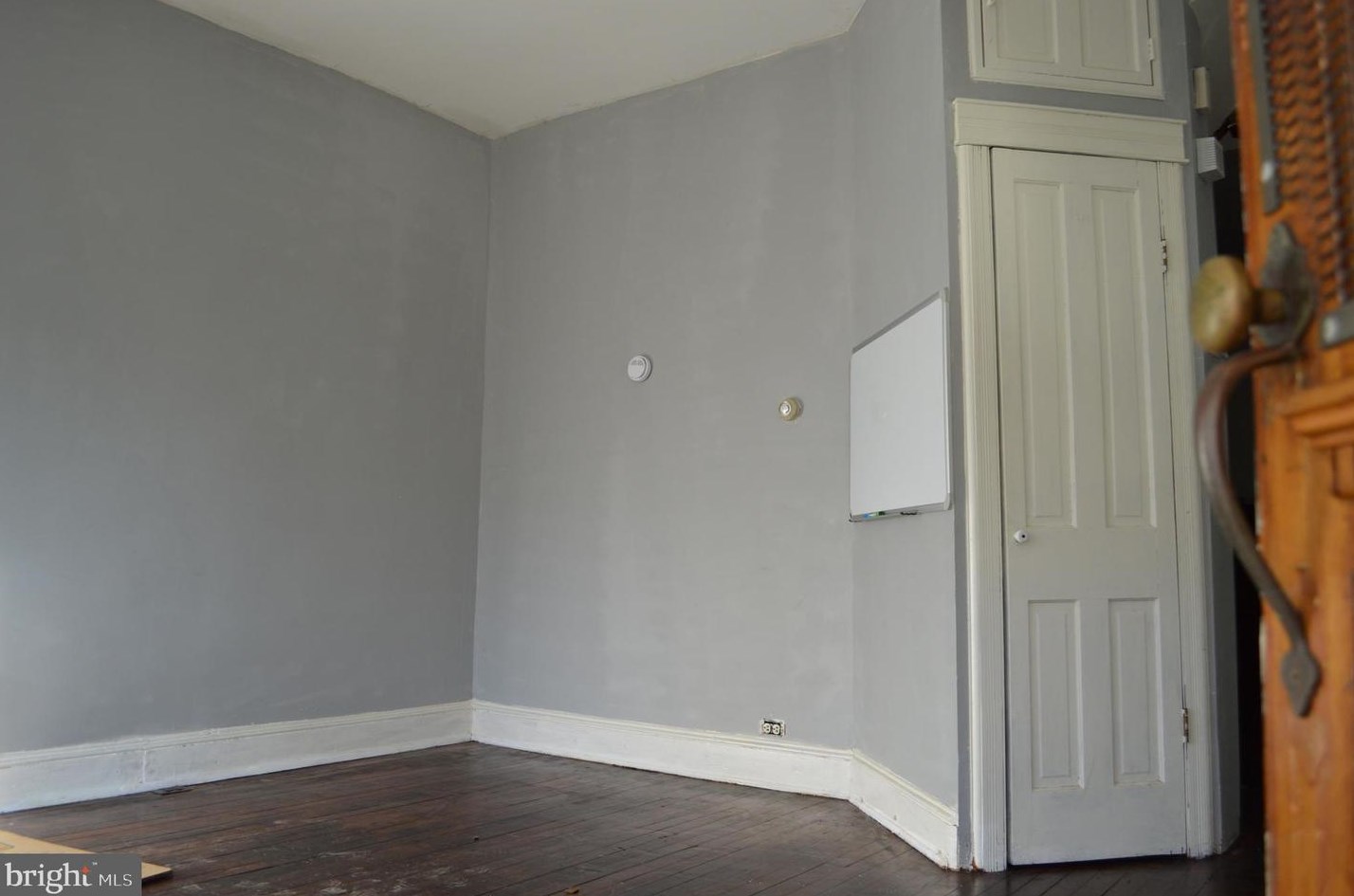 3243 Abell Ave, Baltimore MD 21218-3412 exterior