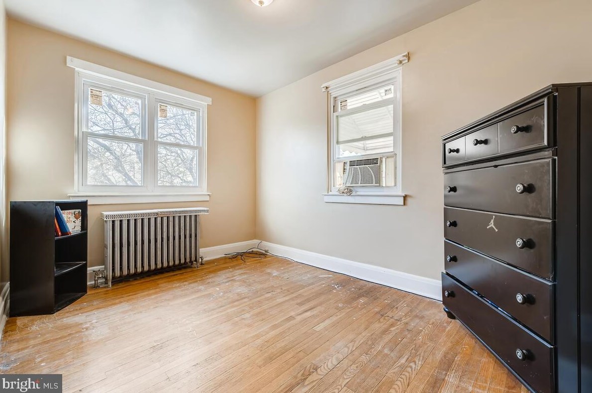 3847 Brooklyn Ave, Baltimore MD 21225-2121 exterior