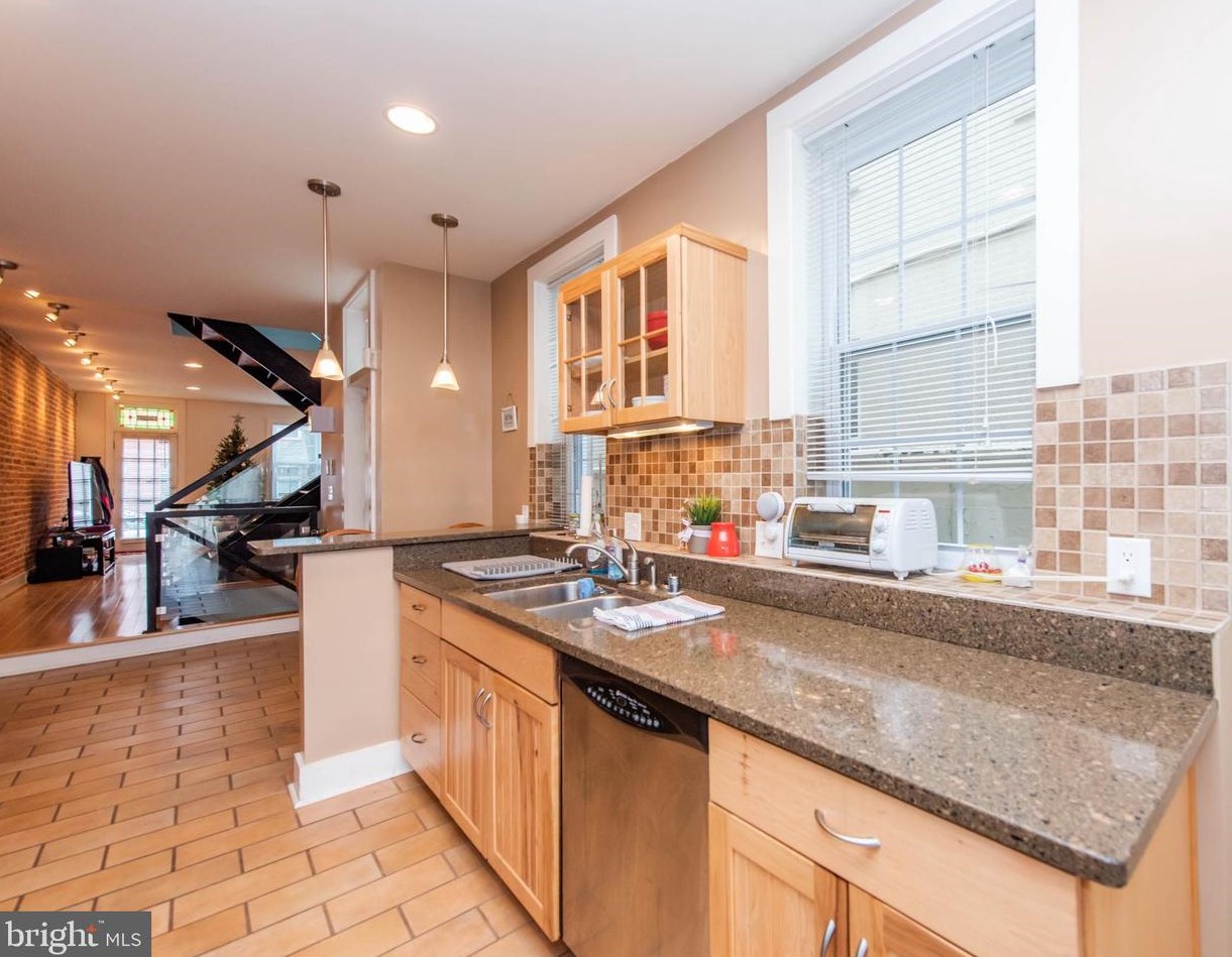 3208 Elliott St, Baltimore MD  21224-5014 exterior