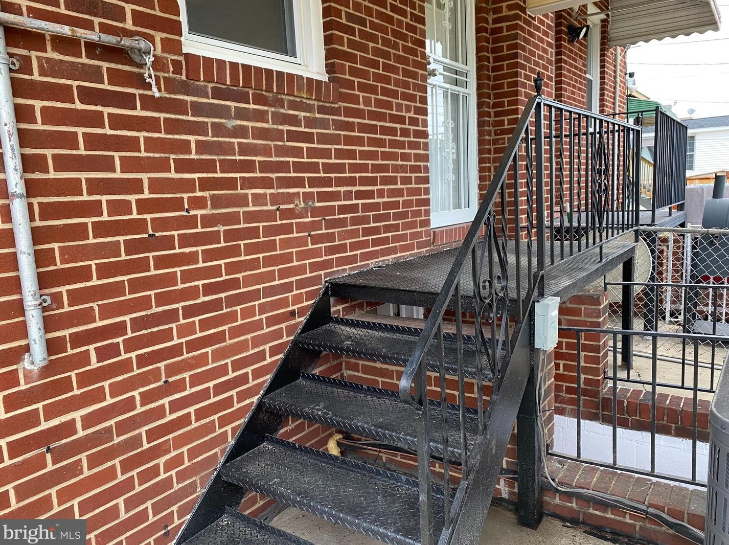 6707 Gary Ave, Baltimore MD  21222-1021 exterior