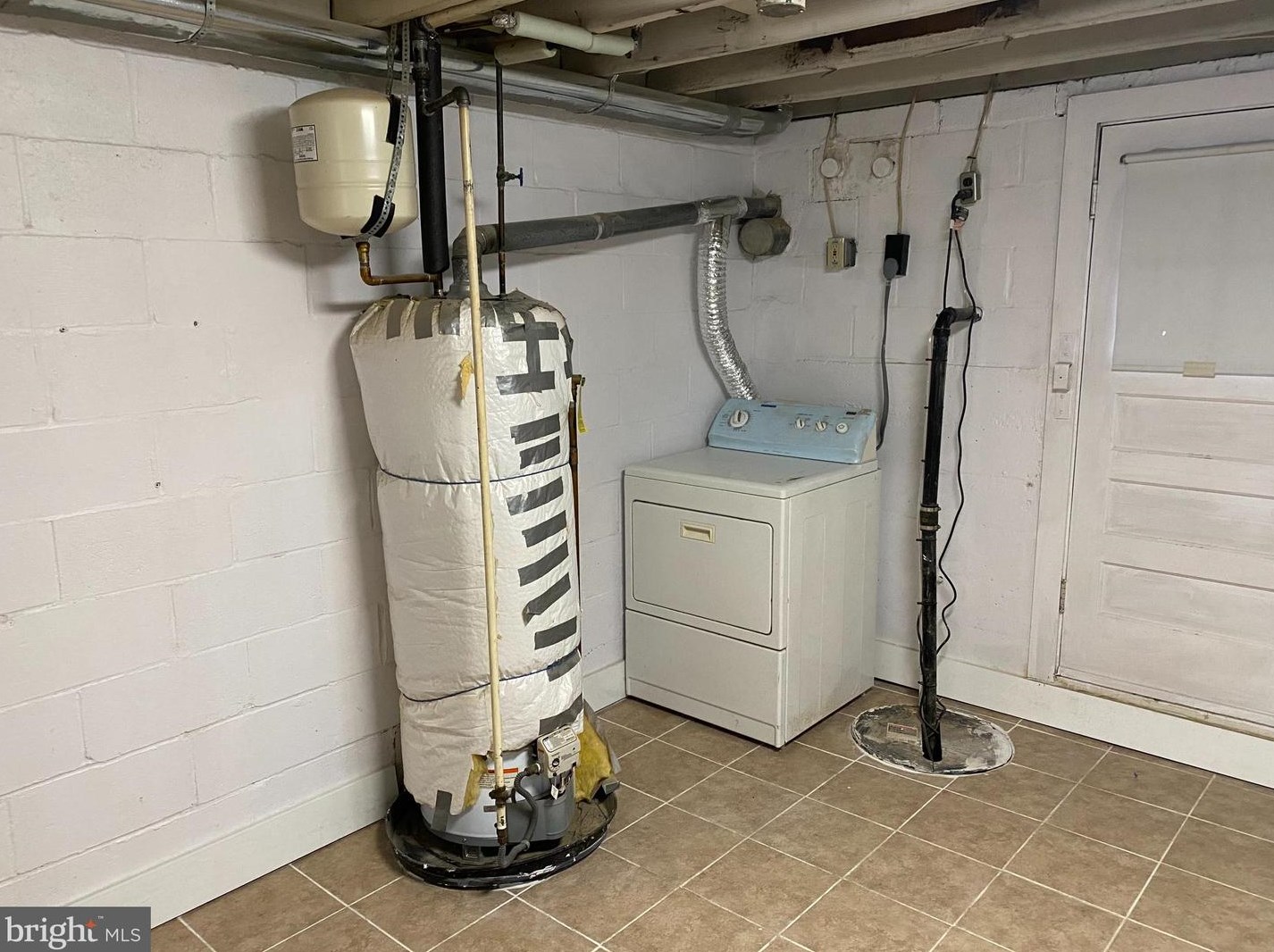 6707 Gary Ave, Baltimore MD  21222-1021 exterior